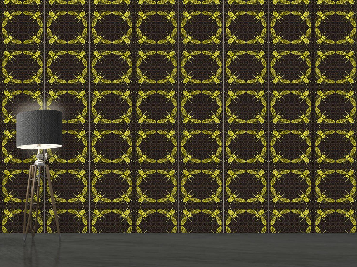 patterned-wallpaper-honey-bees