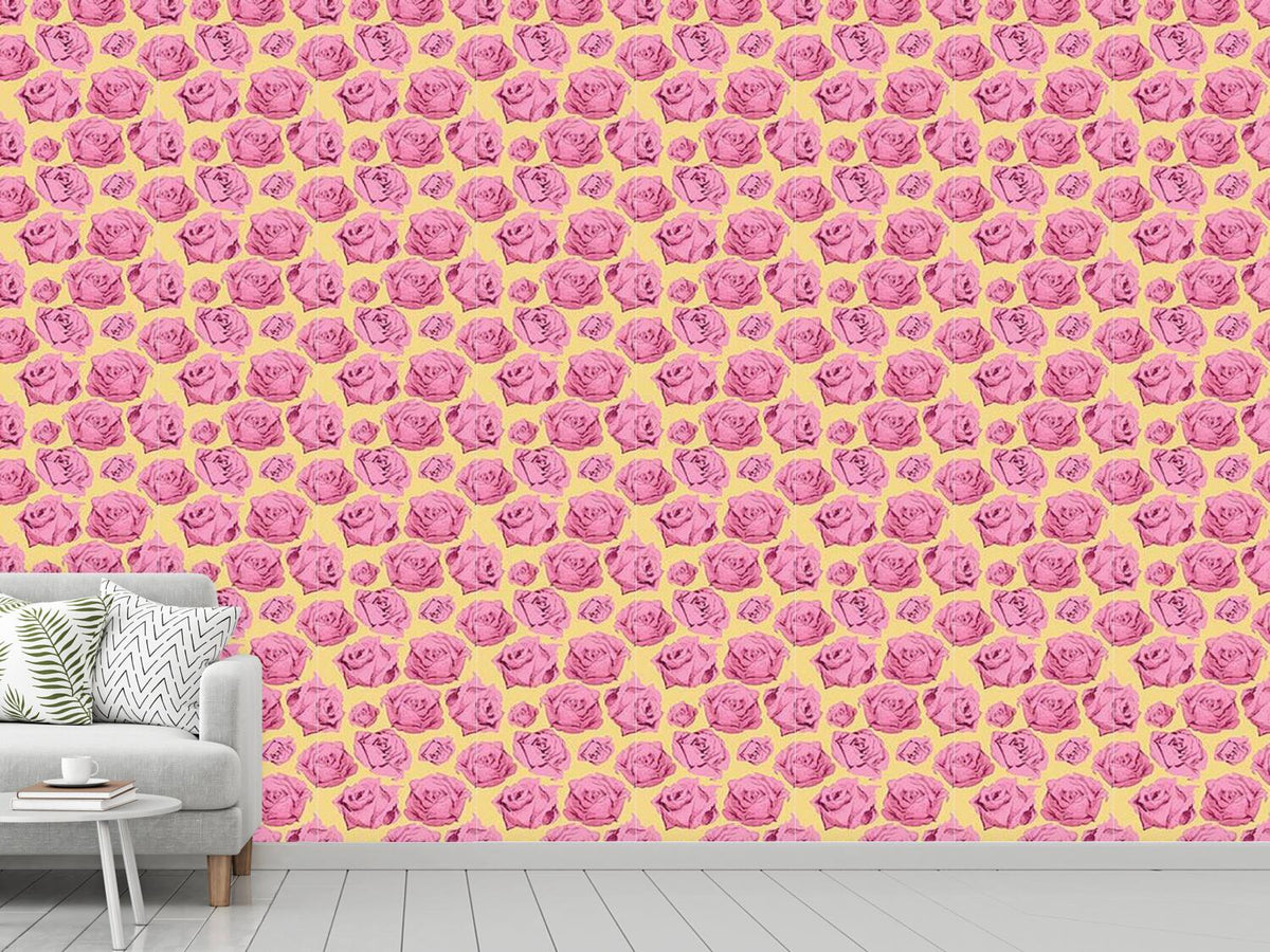patterned-wallpaper-art-rose-gelb