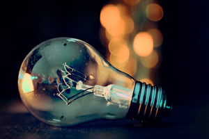 photo-wallpaper-a-lightbulb