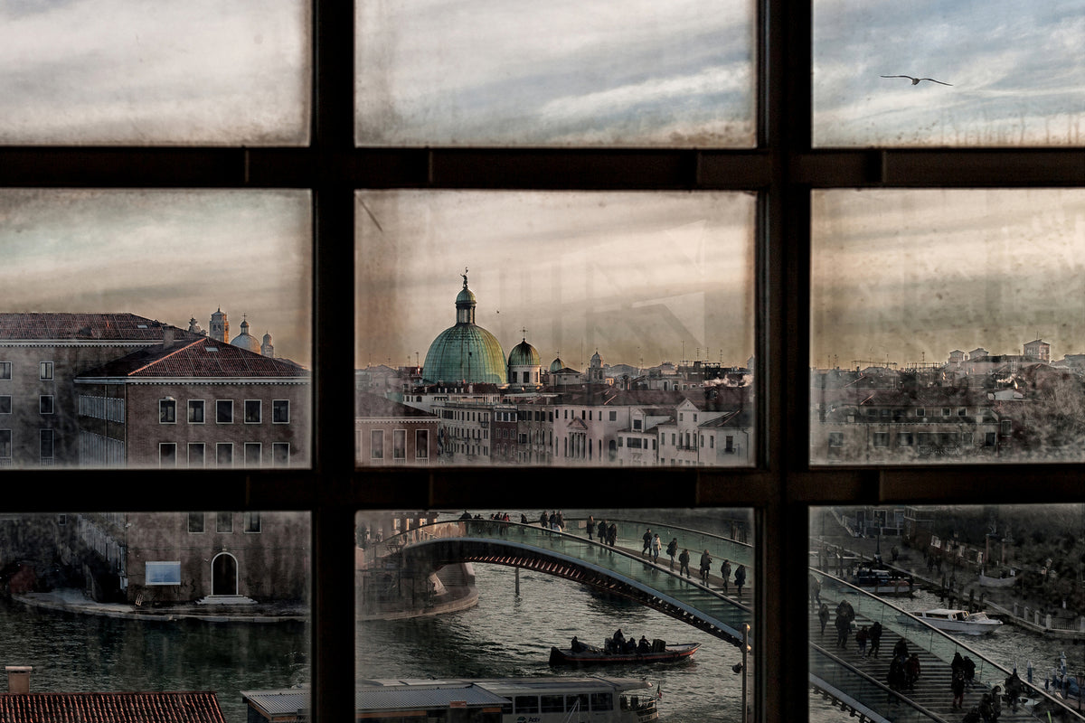 photo-wallpaper-venice-window