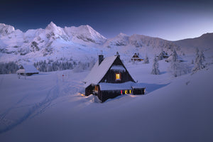 photo-wallpaper-winter-hut-x