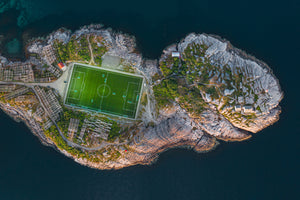 photo-wallpaper-football-field-on-the-edge-of-the-world-x