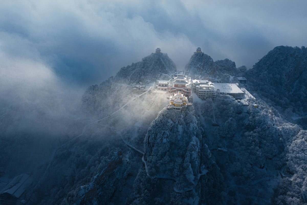 photo-wallpaper-the-palace-above-the-clouds-x