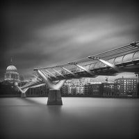 photo-wallpaper-millennium-bridge