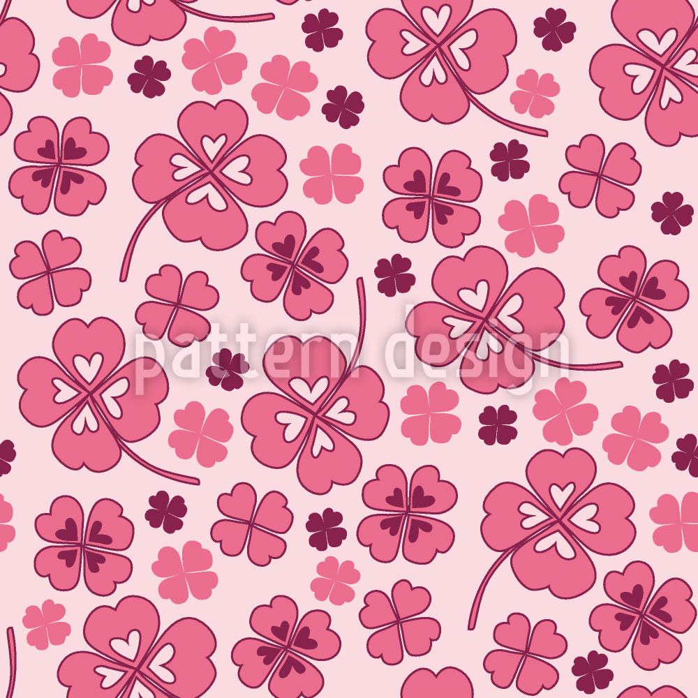 patterned-wallpaper-heart-leaf