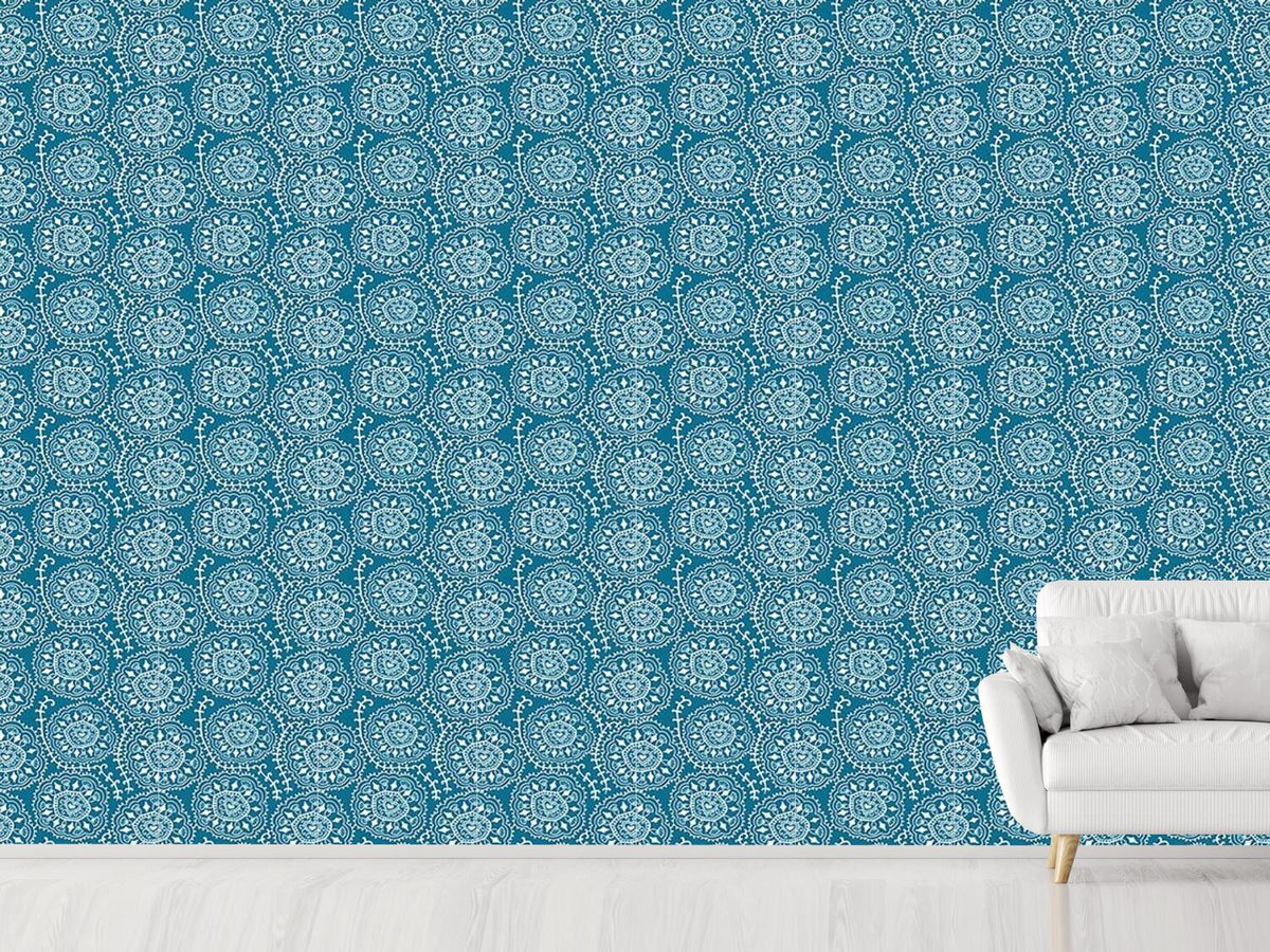 patterned-wallpaper-heart-doilies