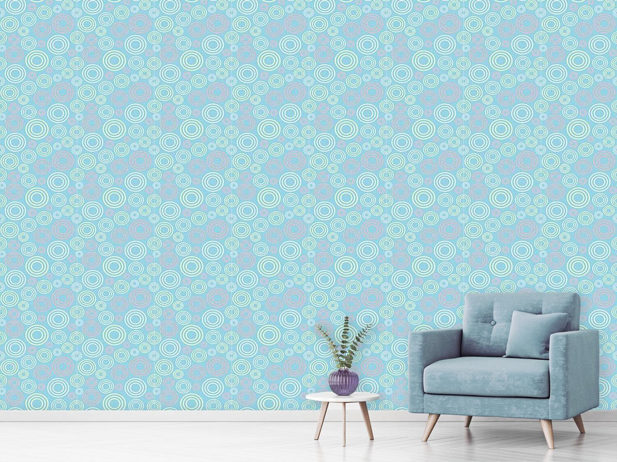 patterned-wallpaper-light-drops