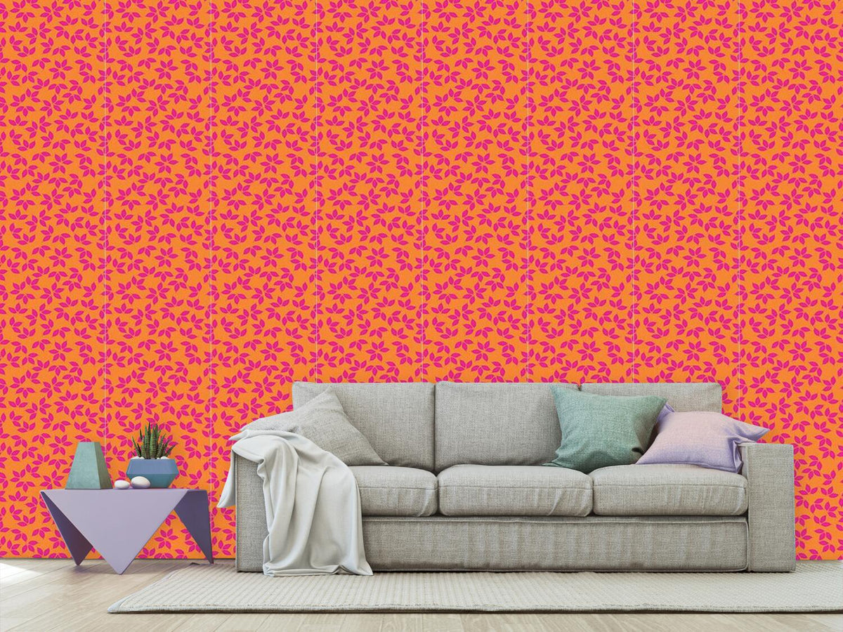 patterned-wallpaper-leaf-silhouettes