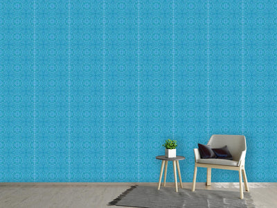 patterned-wallpaper-in-the-ballroom-of-the-ice-queen