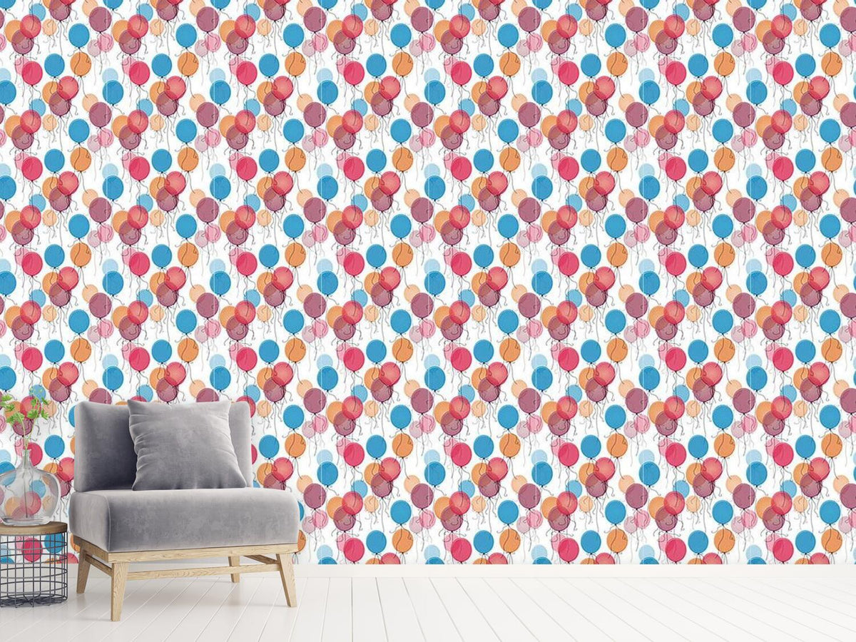 patterned-wallpaper-thousand-ballons