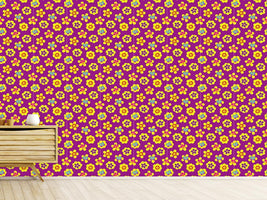 patterned-wallpaper-friendly-flowers