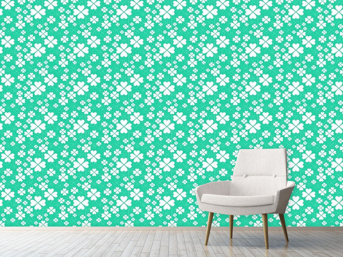 patterned-wallpaper-lucky-clover