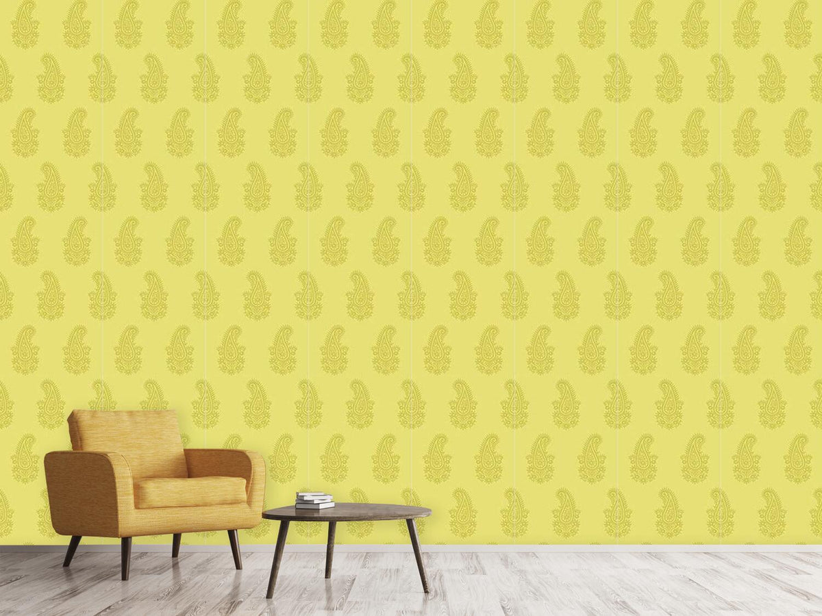 patterned-wallpaper-paisley-spring