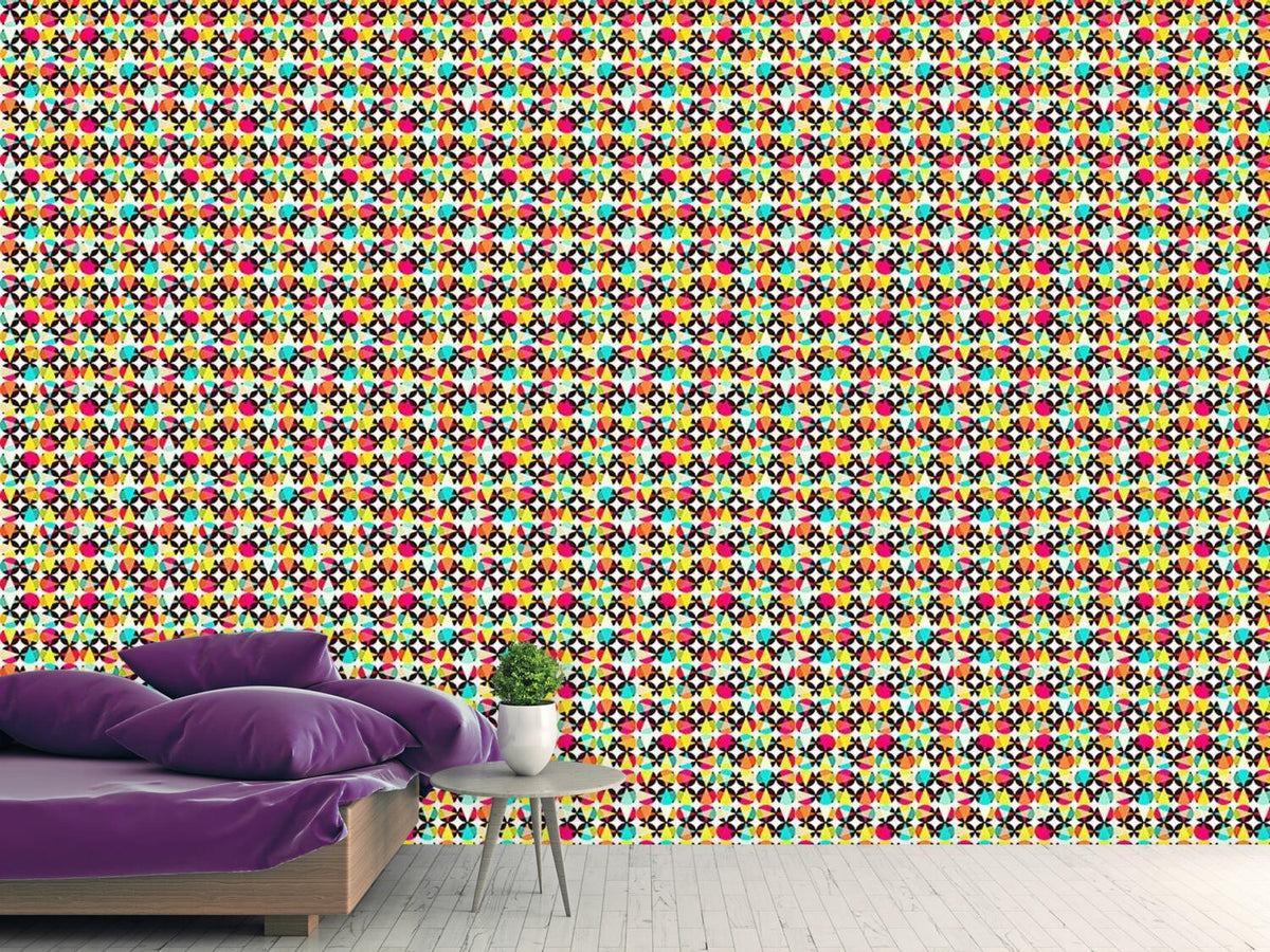 patterned-wallpaper-pointing-out-rio