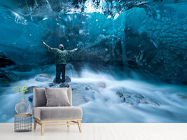 photo-wallpaper-self-portrait-under-a-glacier