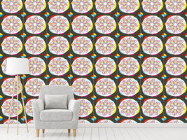 patterned-wallpaper-spot-of-color