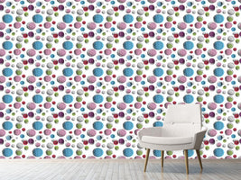 patterned-wallpaper-misplaced-dots