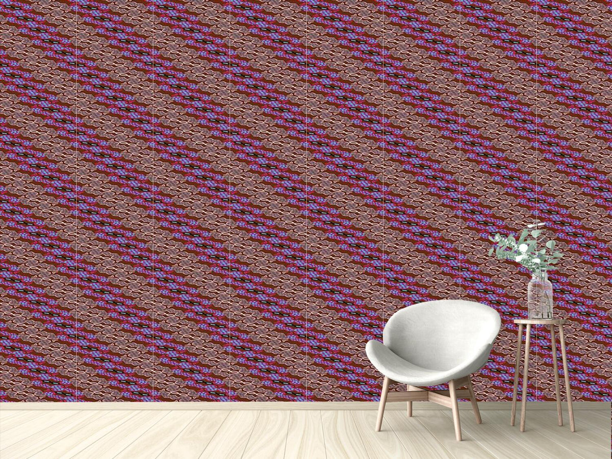 patterned-wallpaper-criss-cross-spies