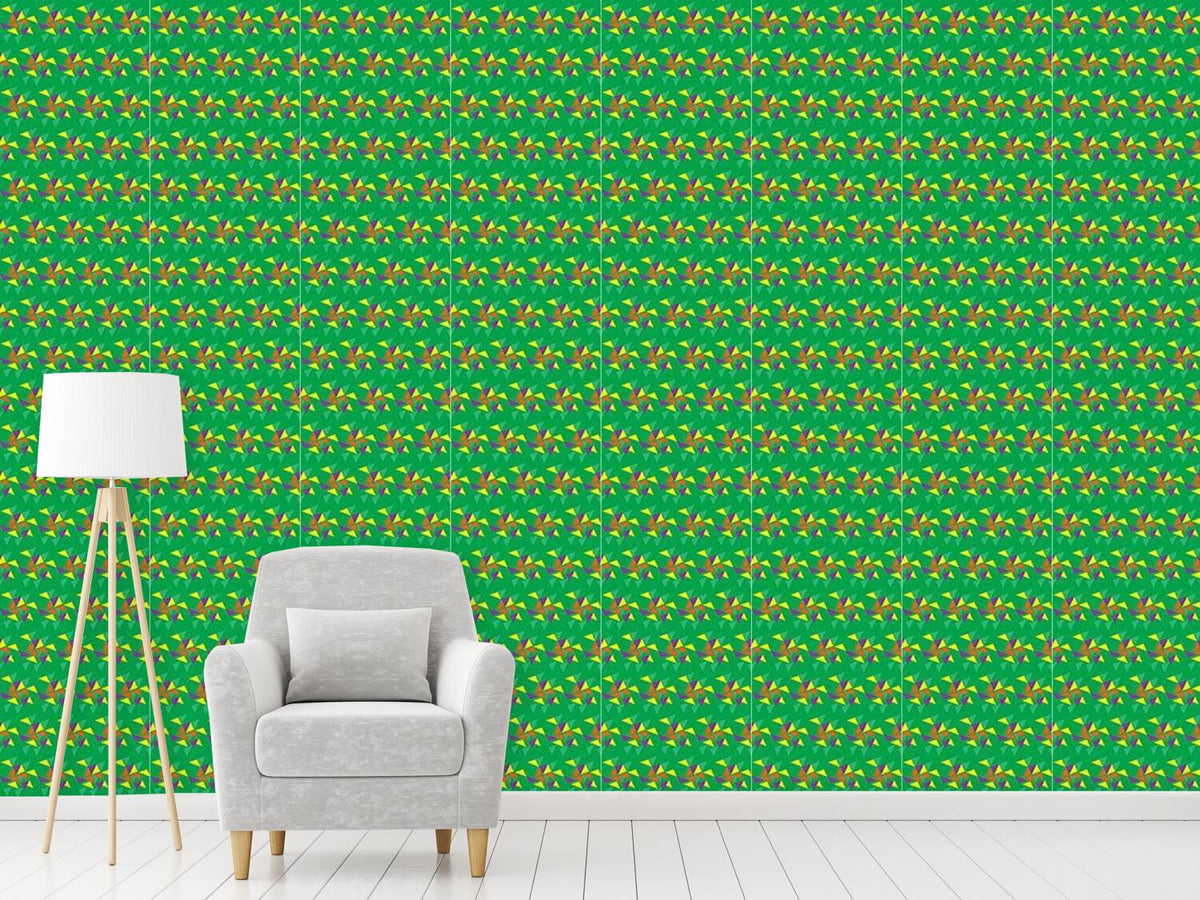 patterned-wallpaper-triangle-race