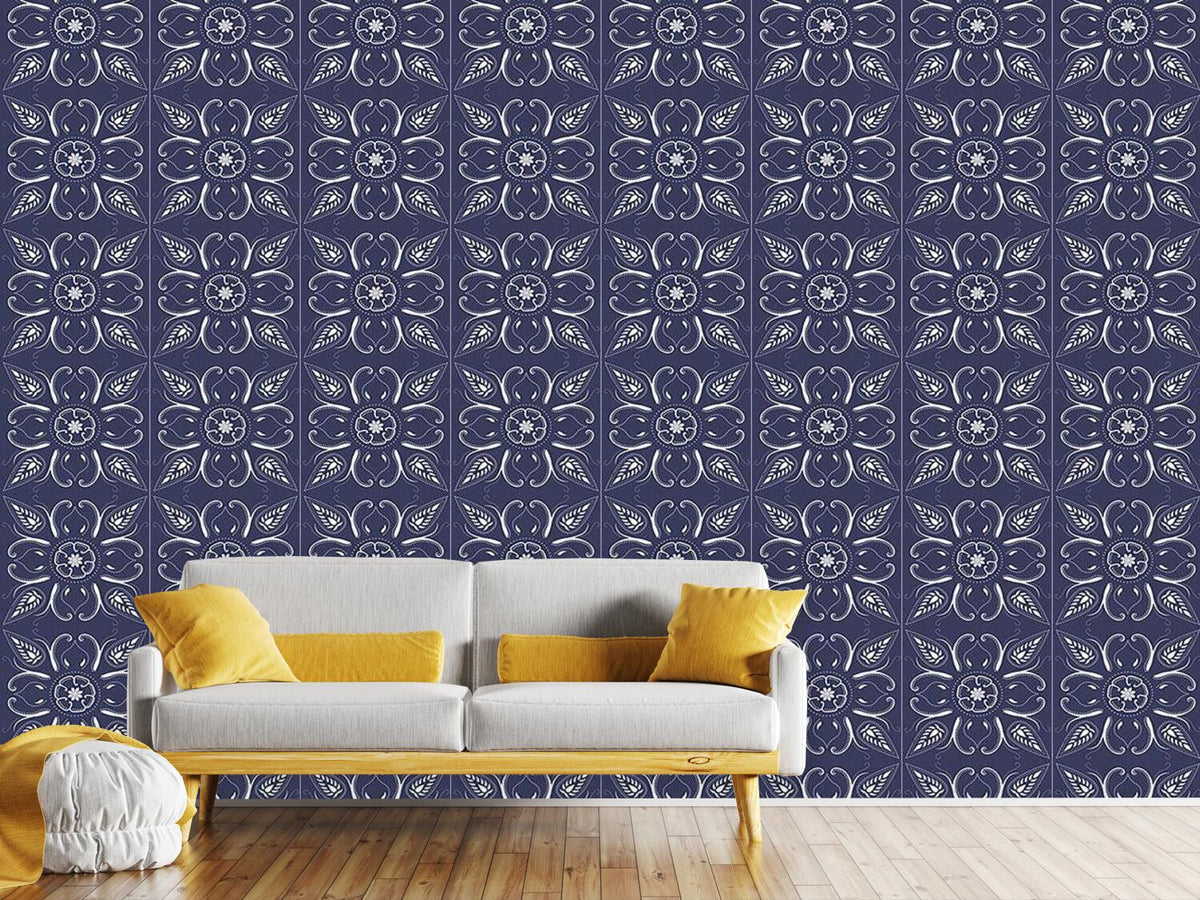 patterned-wallpaper-bandana