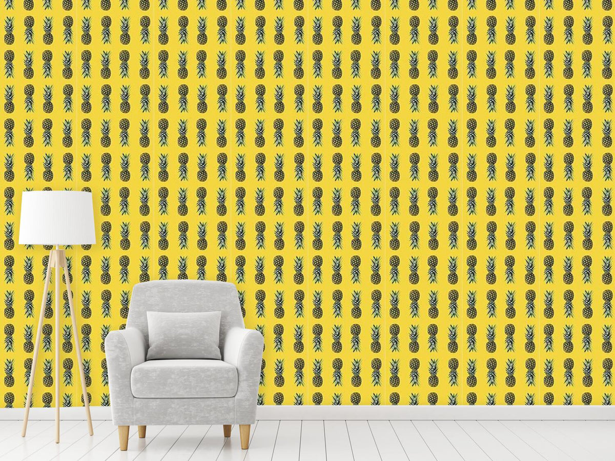 patterned-wallpaper-pineapples-from-brazil