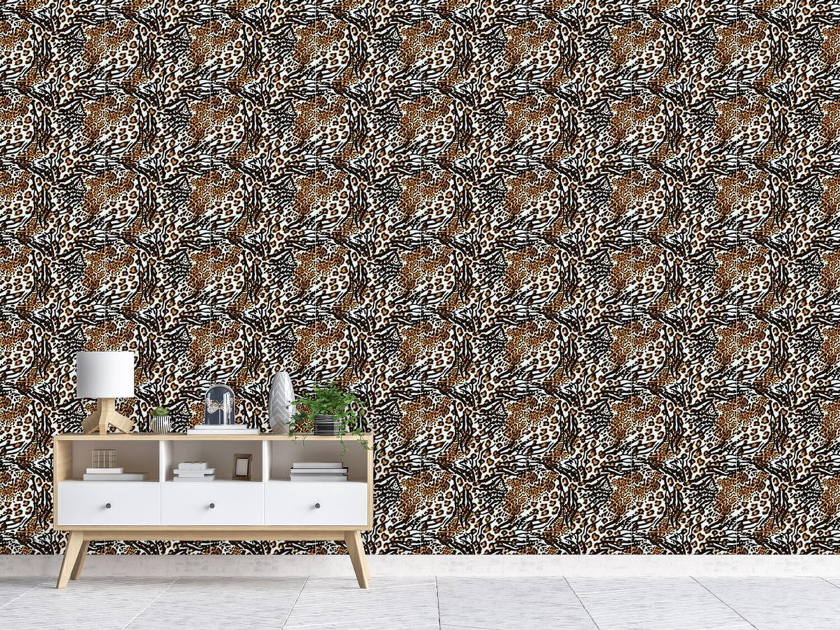 patterned-wallpaper-leopard-hunts-zebra